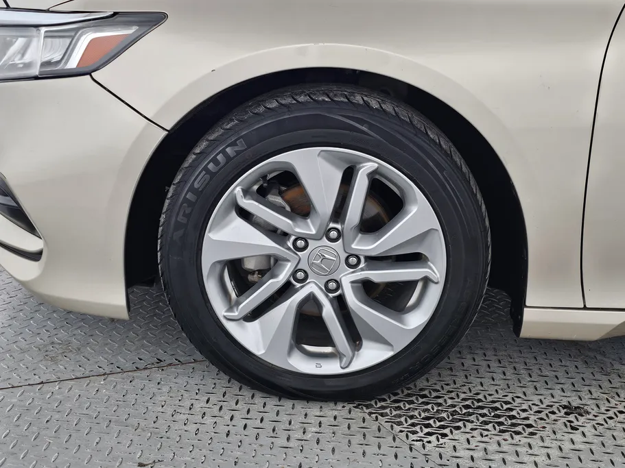 هوندا اكورد LX 2020 