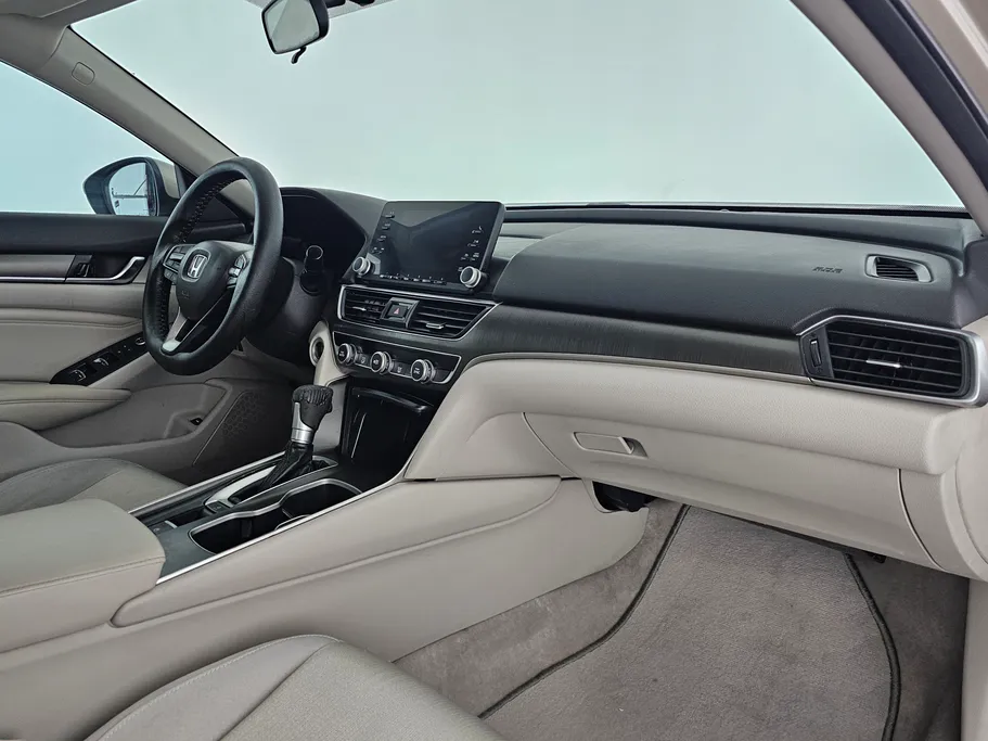 هوندا اكورد LX 2020 
