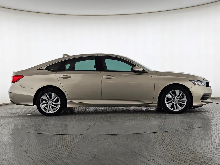 هوندا اكورد LX 2020 