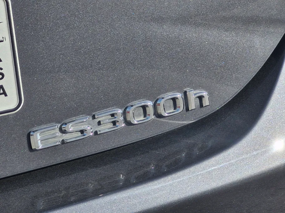 لكزس ES 300 HH Hybrid Executive 2023 