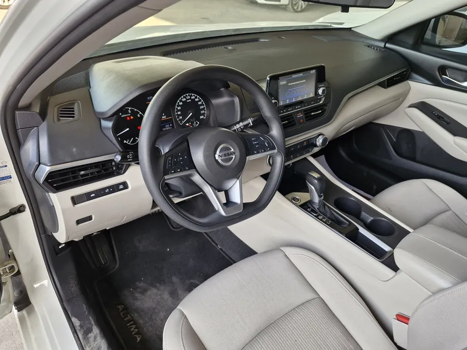 2022 Nissan Altima S 