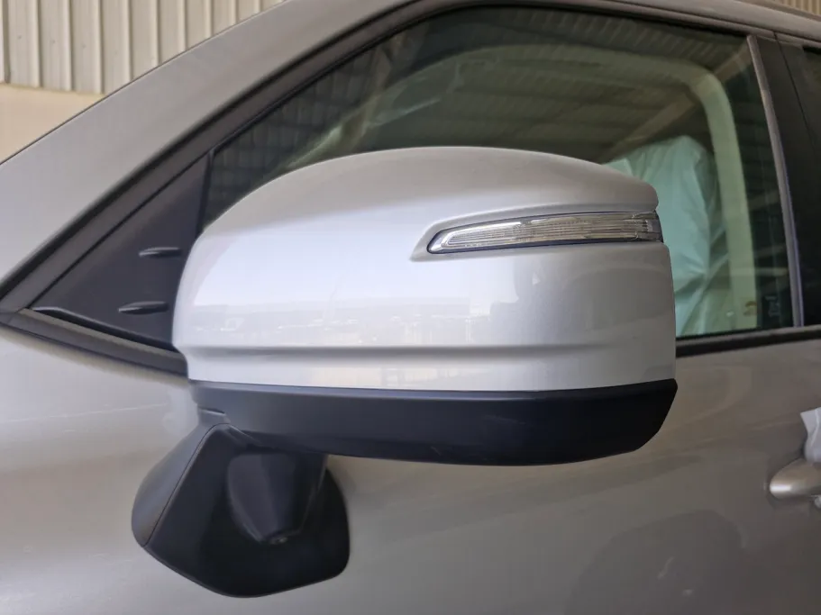 تويوتا لاندكروزر GXR4 DSL 2025 