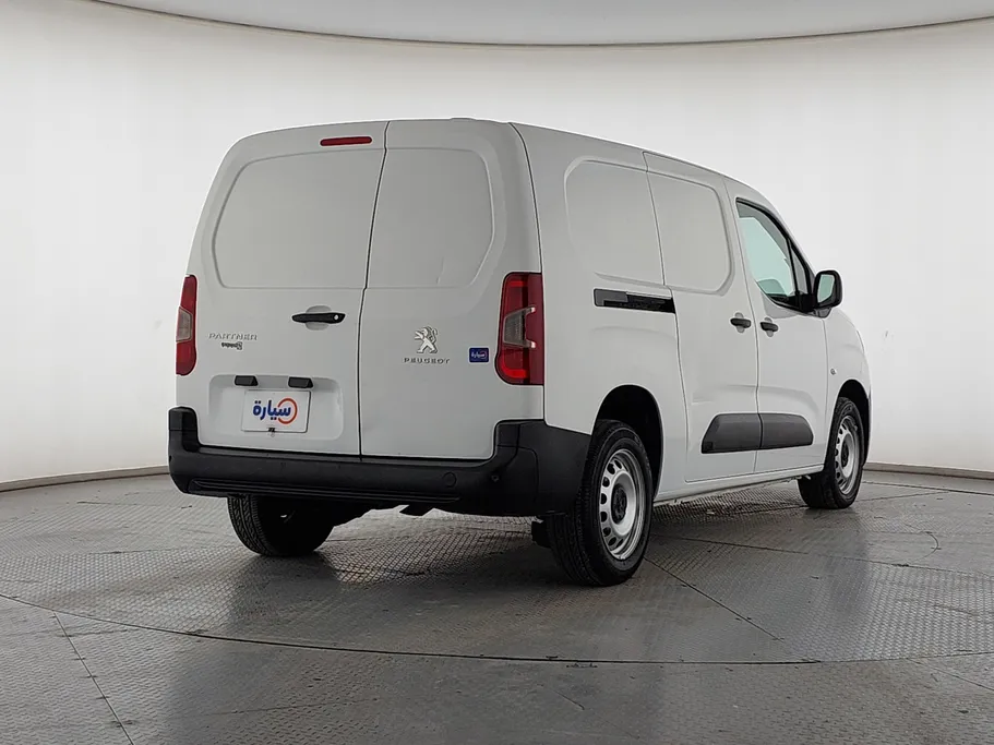 بيجو بارتنر Long van 2022 