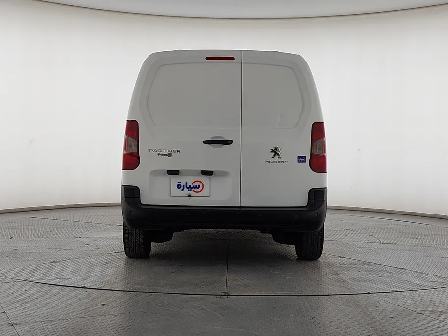 بيجو بارتنر Long van 2022 
