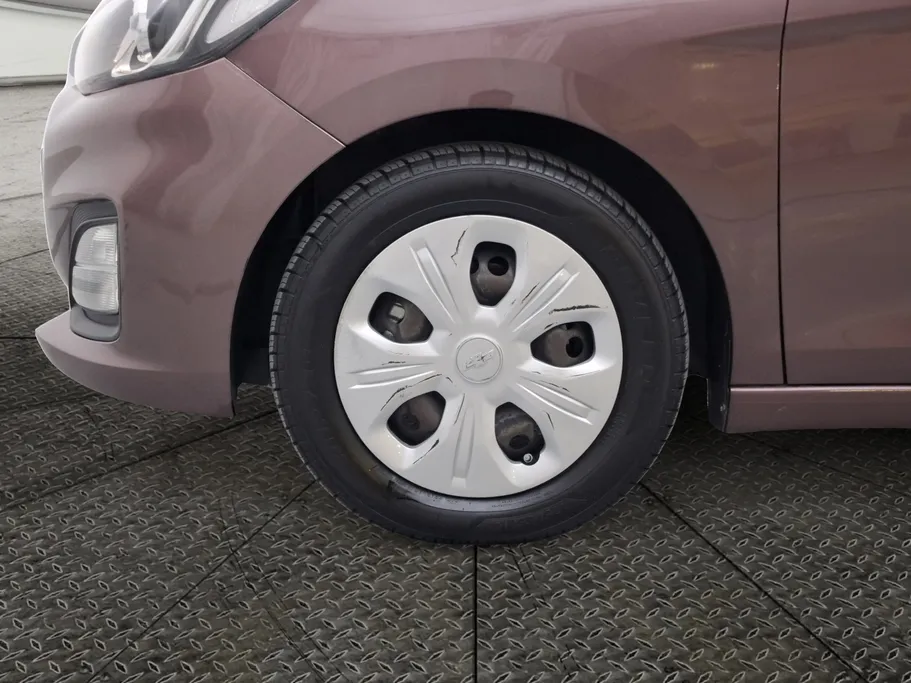 2021 Chevrolet Spark LS 
