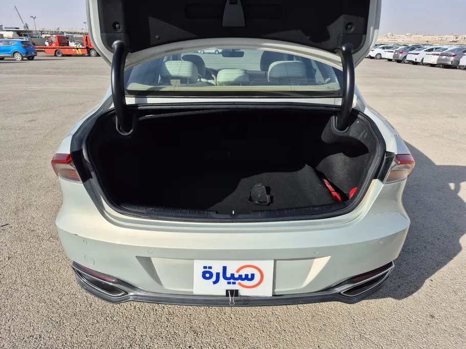 هيونداي ازيرا سمارت 2023 