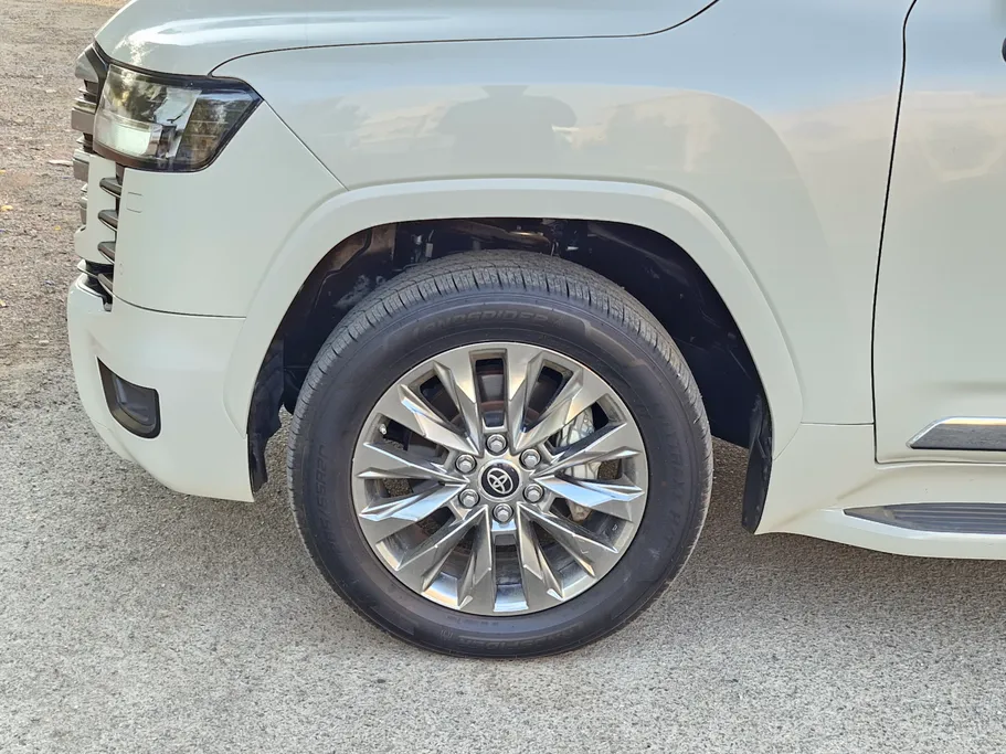 تويوتا لاندكروزر GXR4 2022 