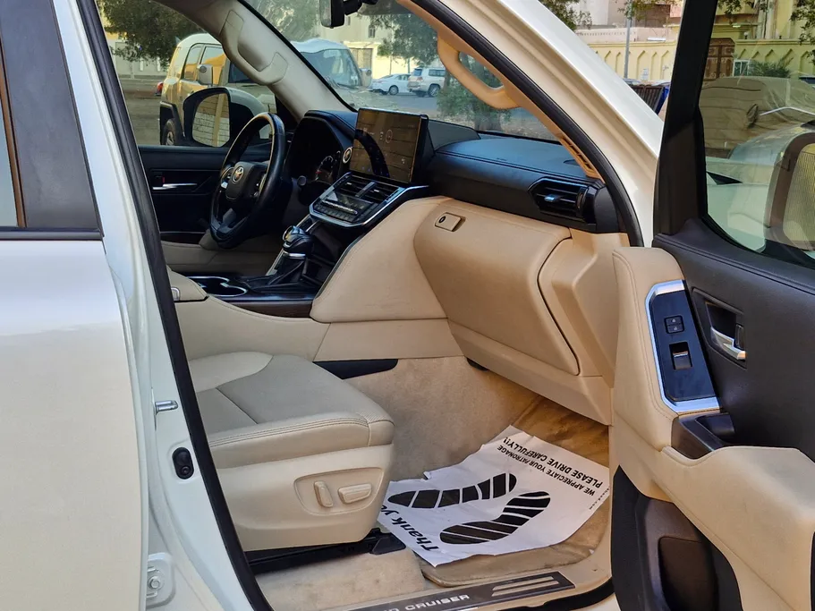 تويوتا لاندكروزر GXR4 2022 