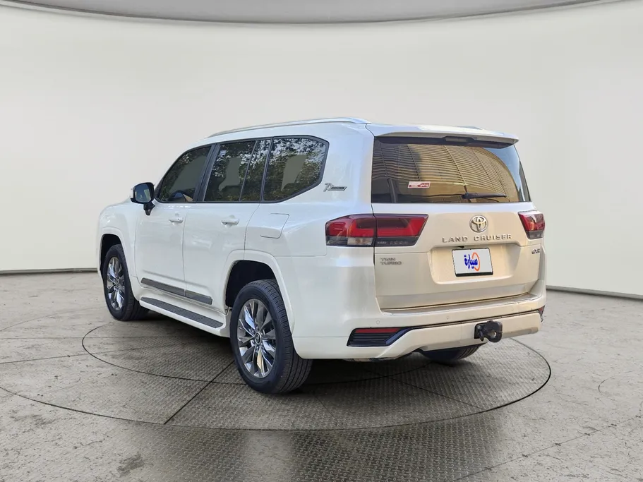 تويوتا لاندكروزر GXR4 2022 