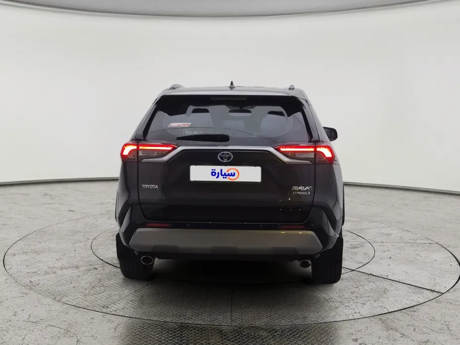 2024 Toyota RAV4 XLE HEV 