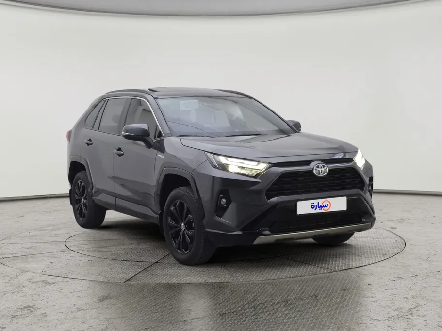 2024 Toyota RAV4 XLE HEV 