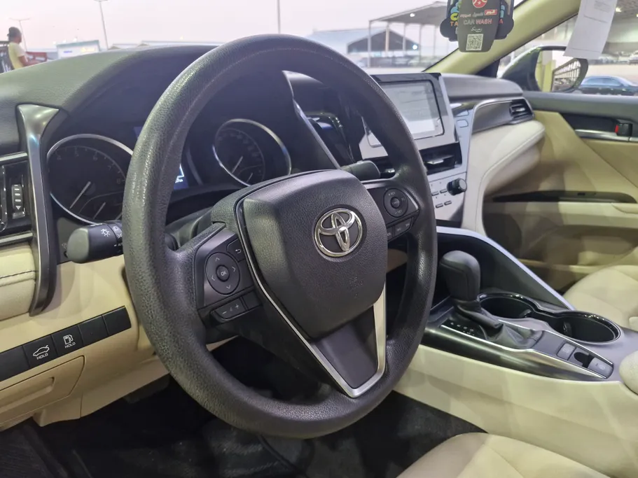 2024 Toyota Camry  LE 