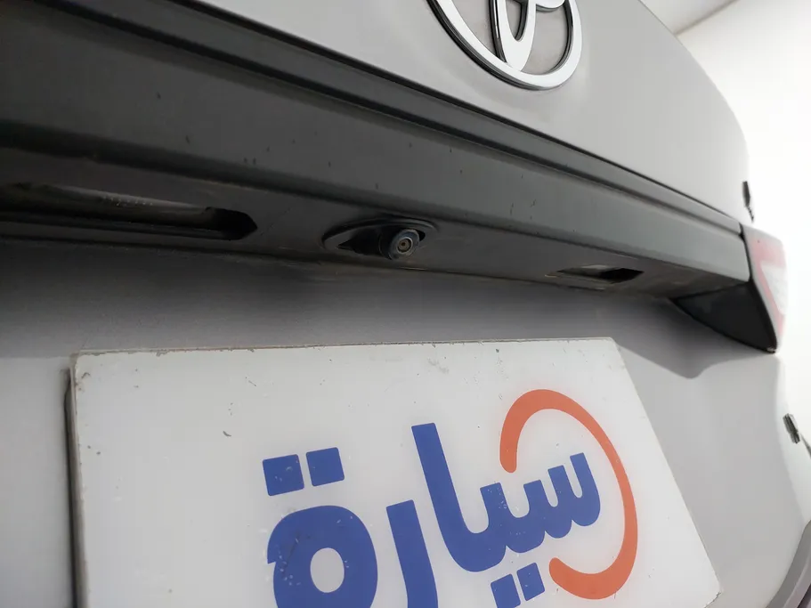 تويوتا يارس Y 2023 