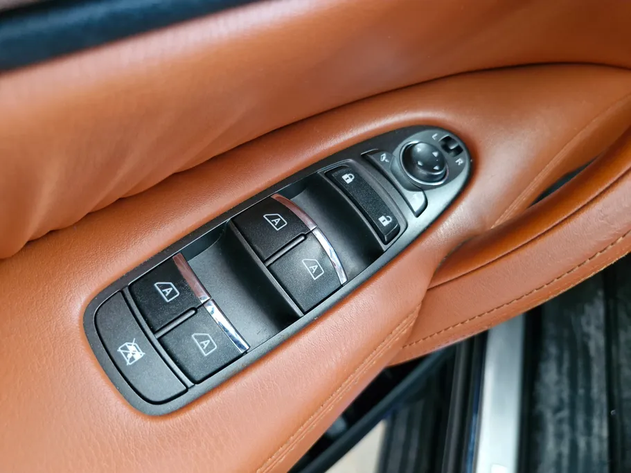 2023 Nissan Patrol Platinum 
