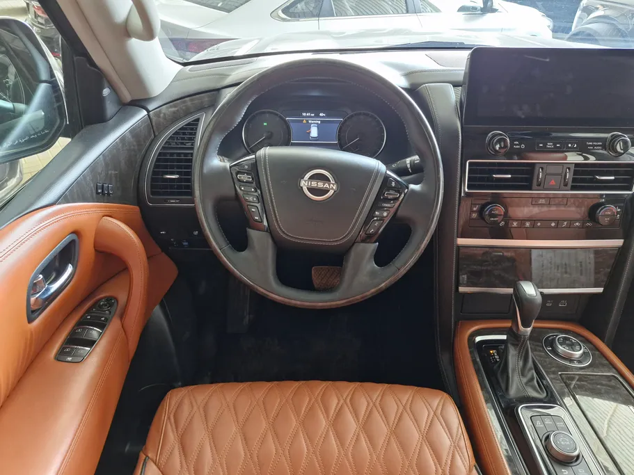 2023 Nissan Patrol Platinum 