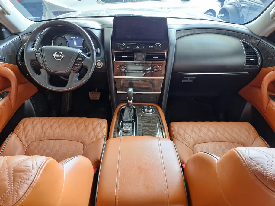 2023 Nissan Patrol Platinum 