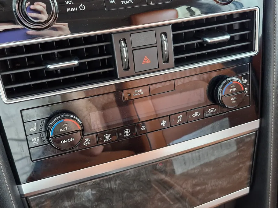 2023 Nissan Patrol Platinum 