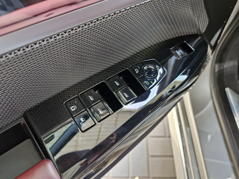 2023 BMW 7 Series 735i 