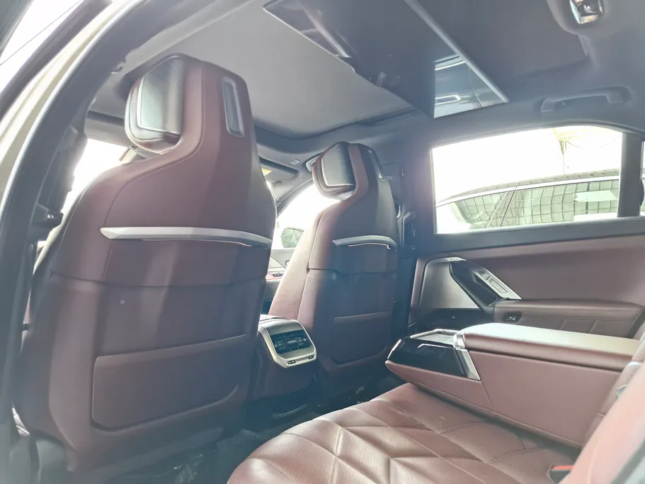 2023 BMW 7 Series 735i 