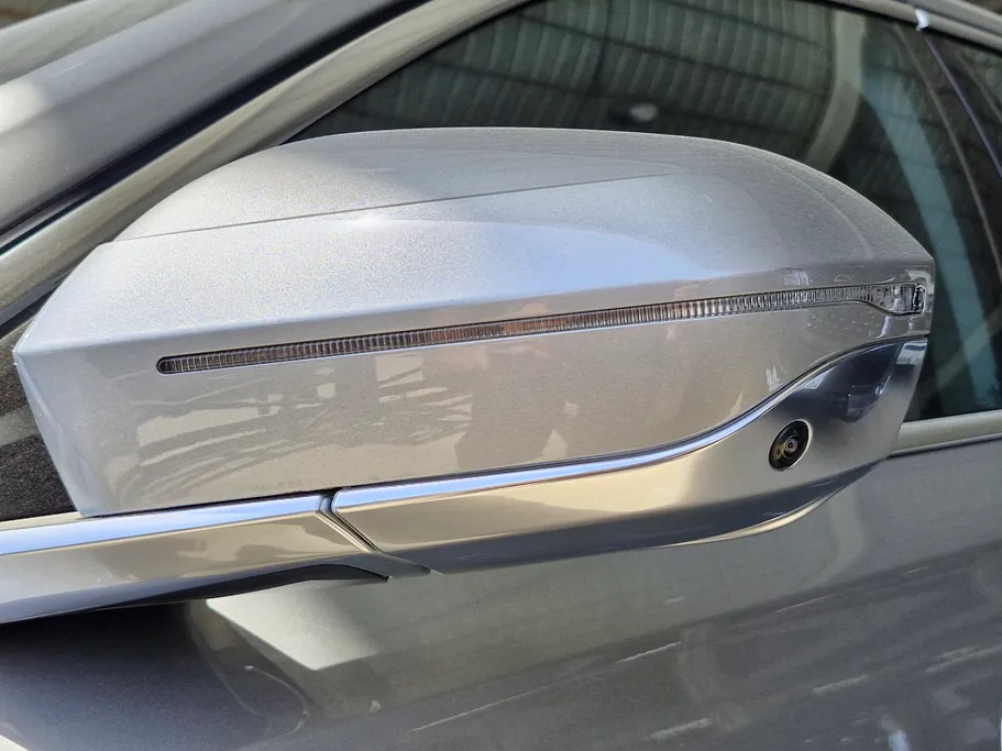 2023 BMW 7 Series 735i 