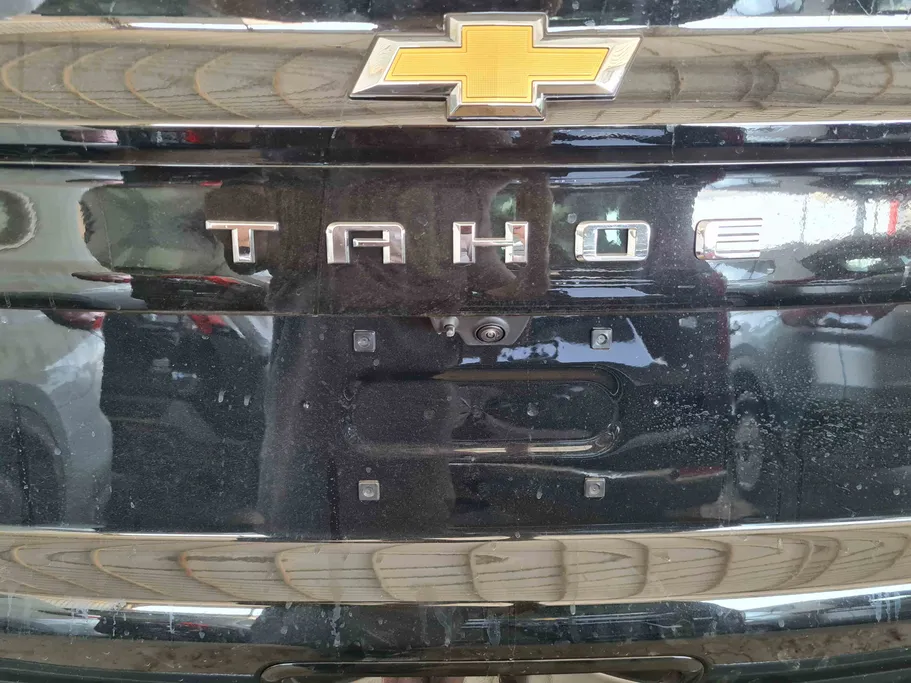 2025 Chevrolet Tahoe LS 
