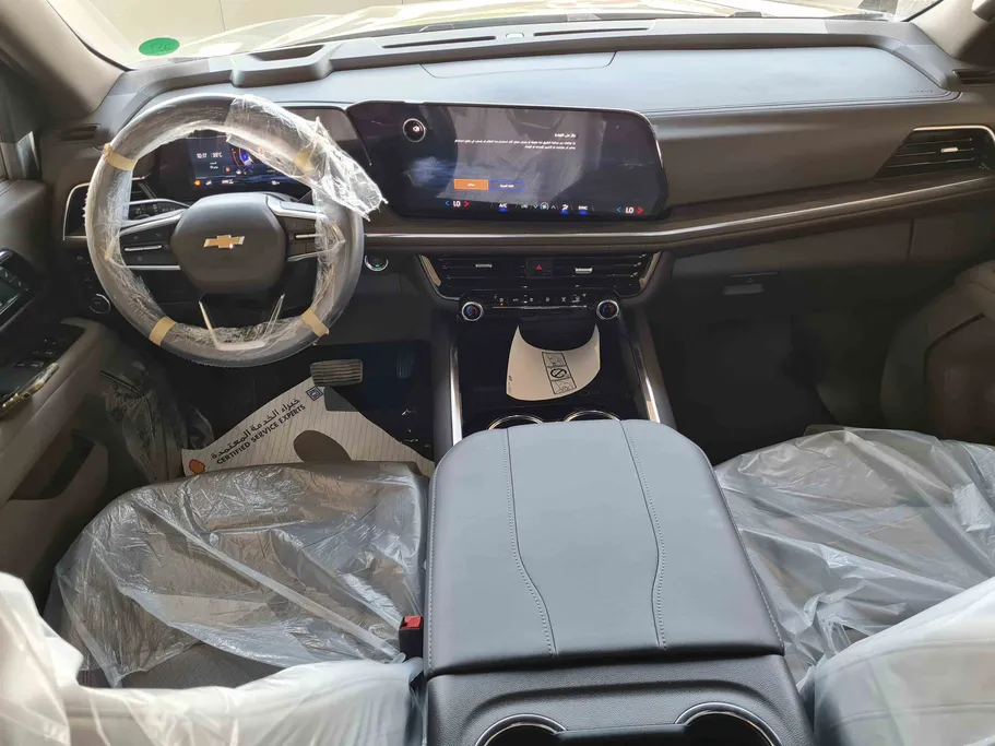 2025 Chevrolet Tahoe LS 