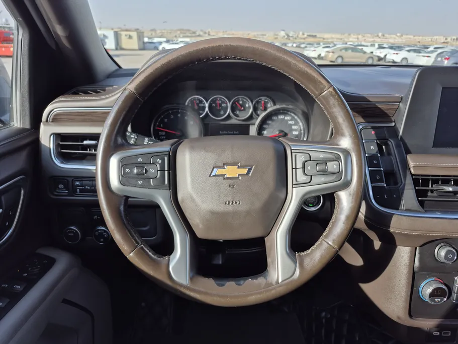 2022 Chevrolet Suburban LS 