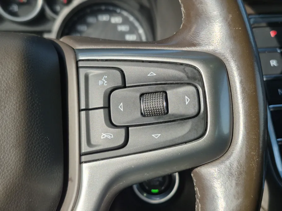 2022 Chevrolet Suburban LS 