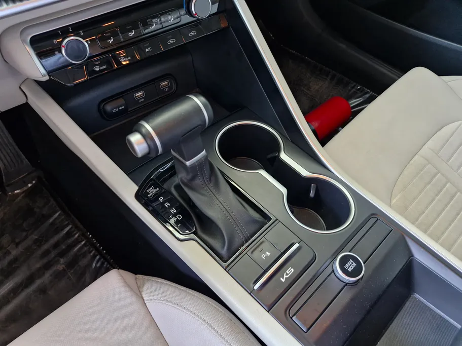 2023 Kia K5 LX 