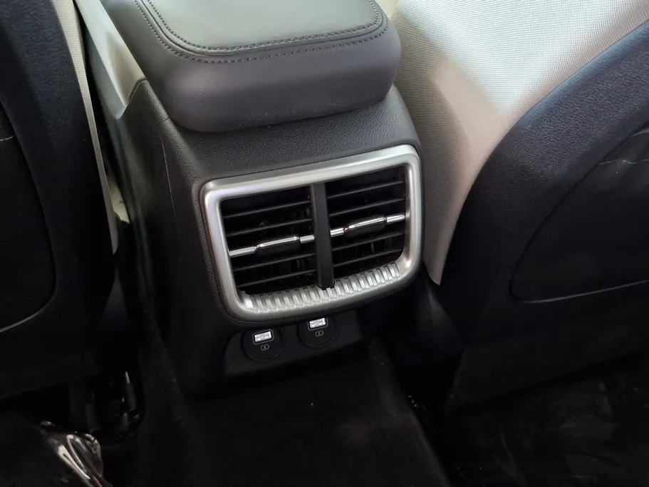 2023 Kia K5 LX 