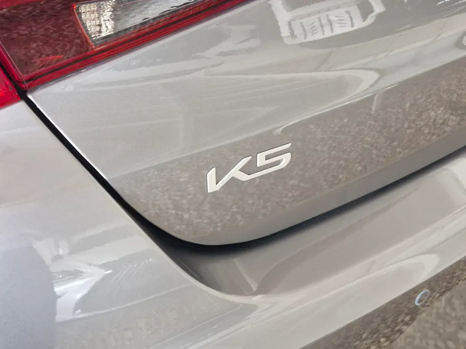 2023 Kia K5 LX 