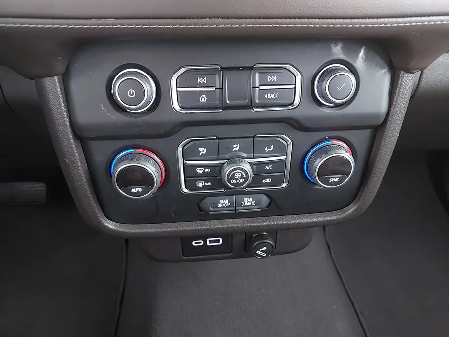 2022 Chevrolet Tahoe LS 