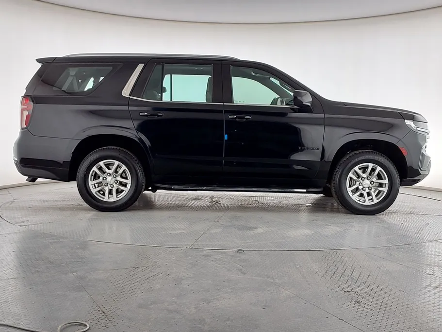 2022 Chevrolet Tahoe LS 