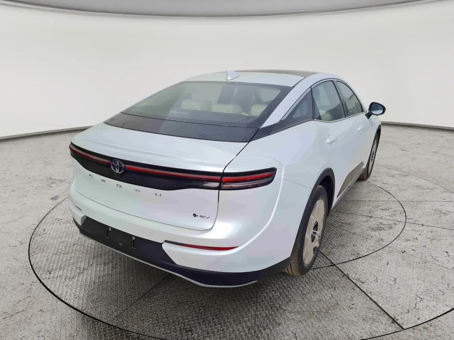 2026 Toyota Crown Prestige 