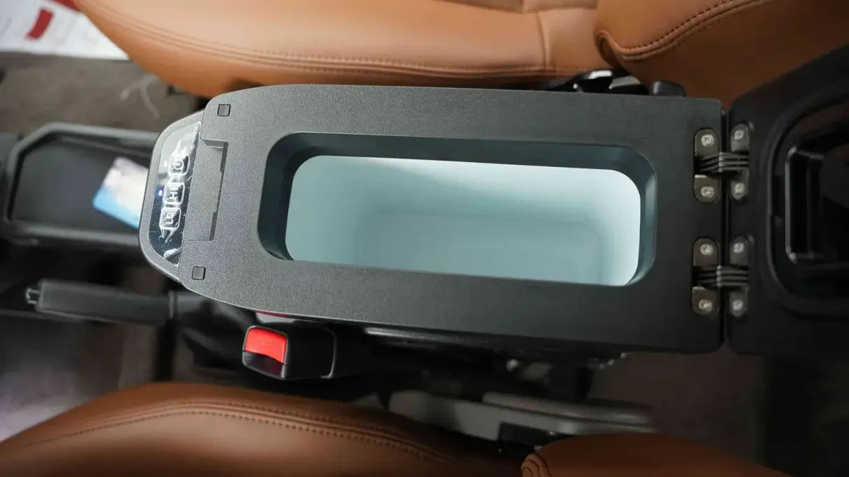 تويوتا ربع SDLX DSL WINCH 3DR 2025 