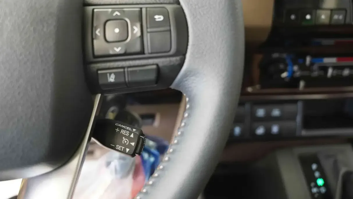 تويوتا ربع SDLX DSL WINCH 3DR 2025 