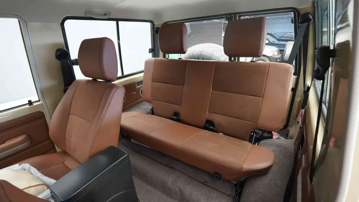 تويوتا ربع SDLX DSL WINCH 3DR 2025 