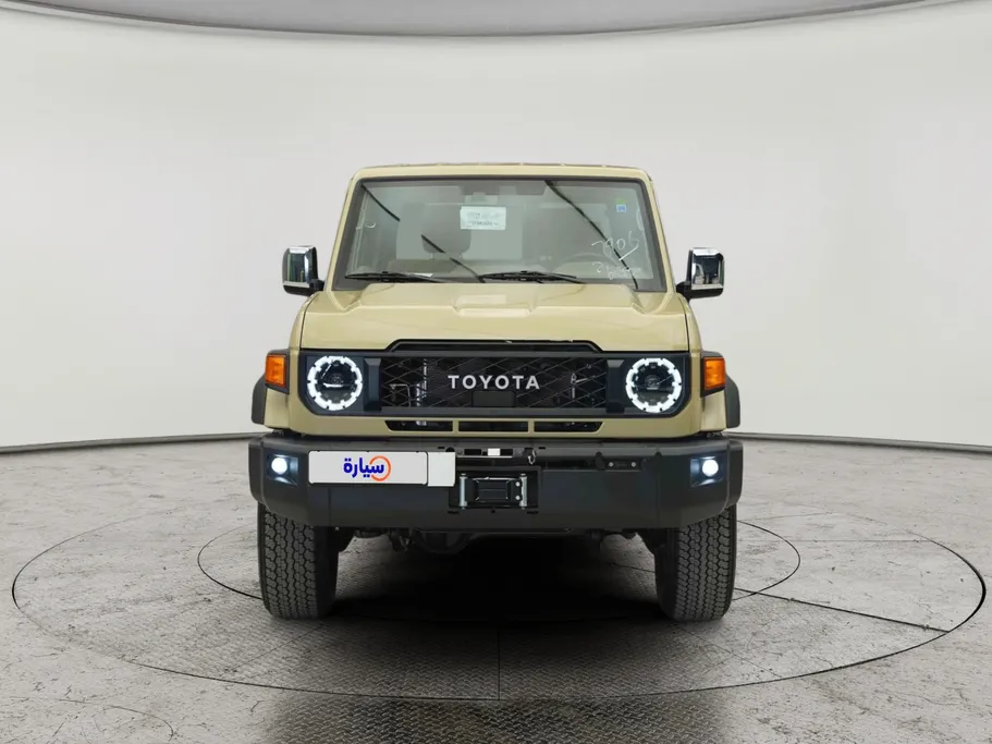 تويوتا ربع SDLX DSL WINCH 3DR 2025 