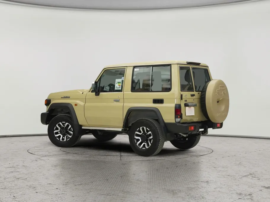 تويوتا ربع SDLX DSL WINCH 3DR 2025 