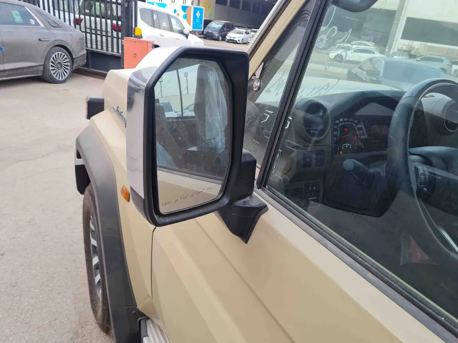 تويوتا ربع SDLX DSL WINCH 3DR 2025 