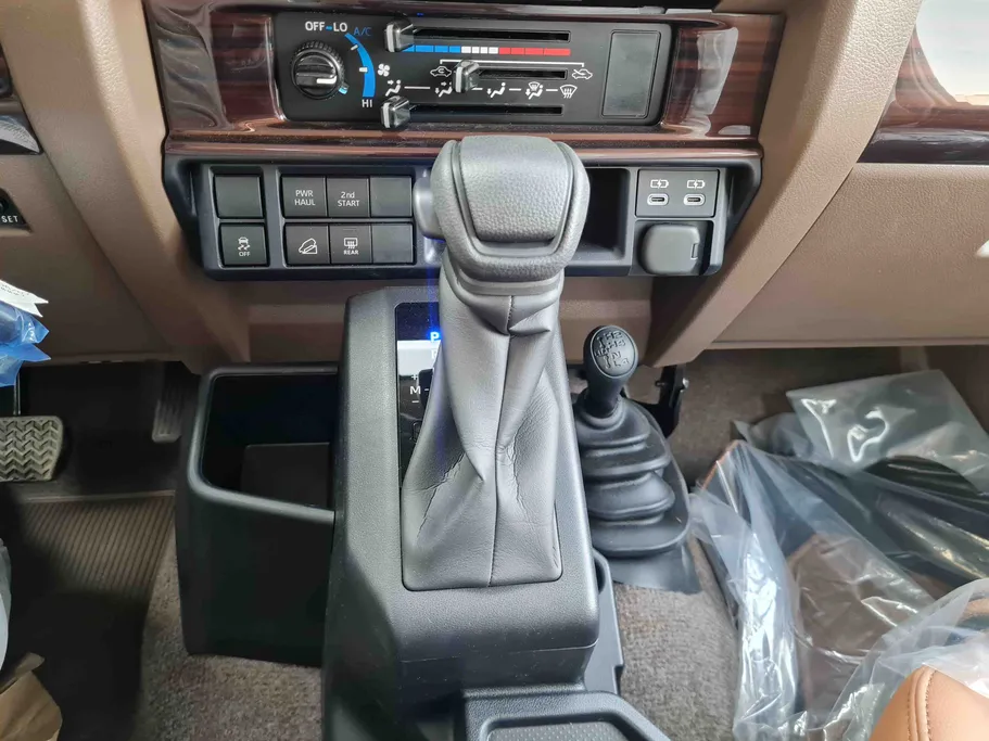 تويوتا ربع SDLX DSL WINCH 3DR 2025 