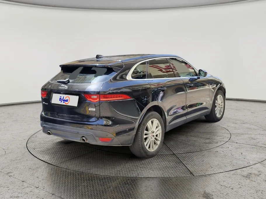 جاغوار F Pace  2019 