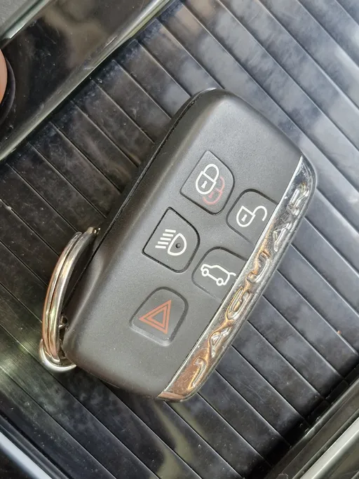 جاغوار F Pace  2019 