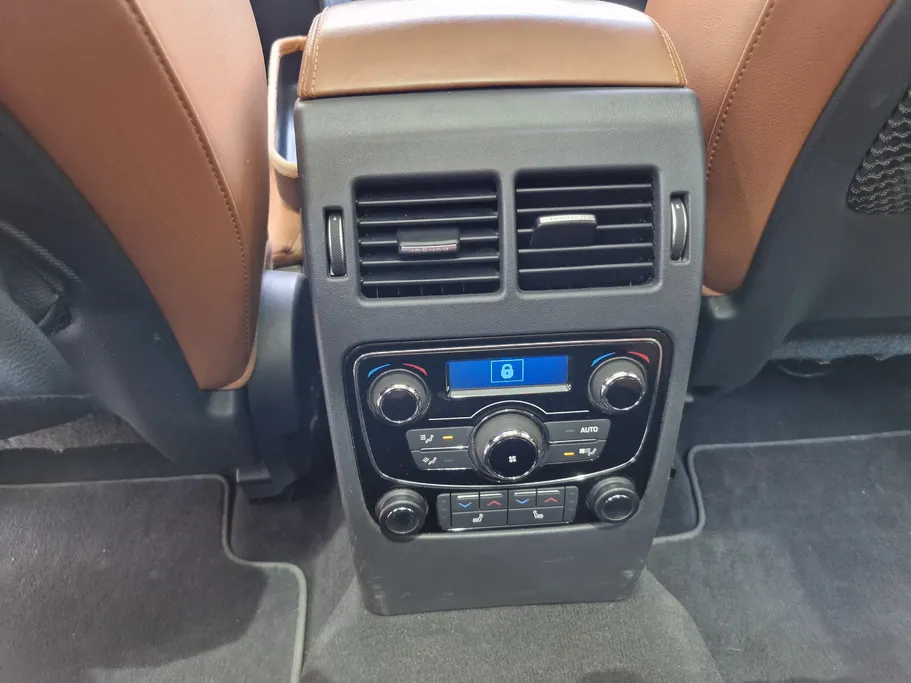 جاغوار F Pace  2019 