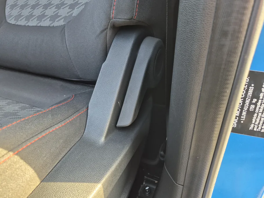 2022 MG ZS STD 