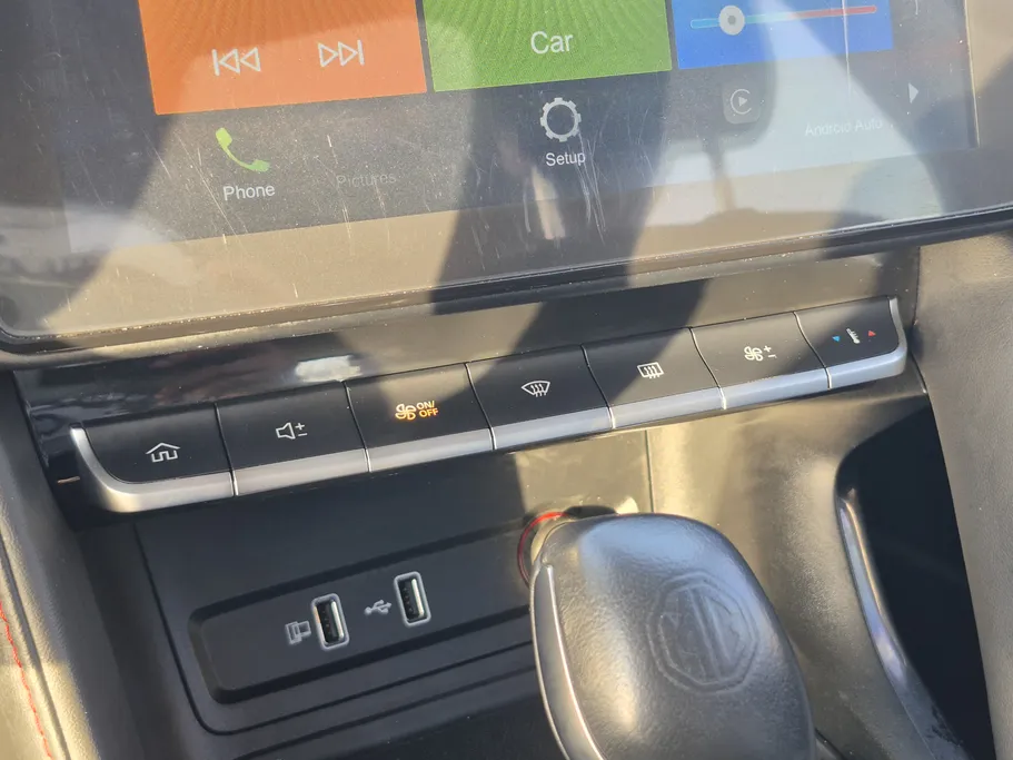 2022 MG ZS STD 