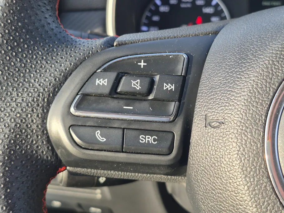 2022 MG ZS STD 