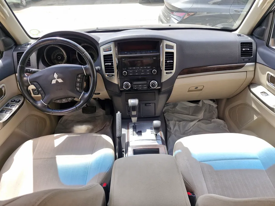 2020 Mitsubishi Pajero GLS 4Doors 