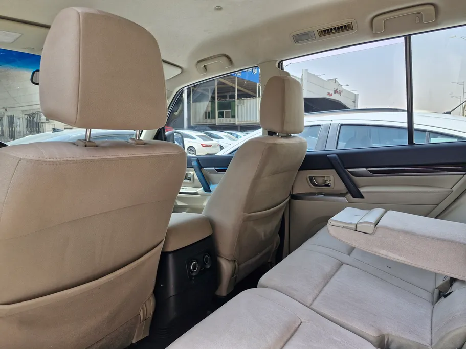 2020 Mitsubishi Pajero GLS 4Doors 