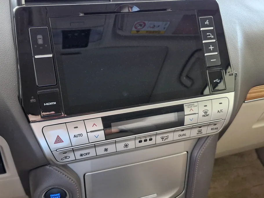 تويوتا برادو VX 2021 